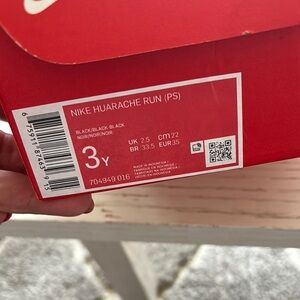 Nike Black Sneakers Stylish Comfort Performance